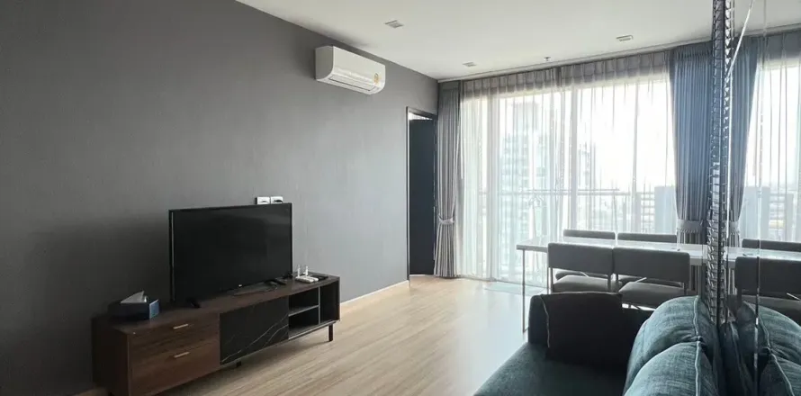 Студия в кондо в Ваттхане, Бангкок, Таиланд № 151549