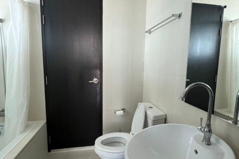 Студия в кондо в Ваттхане, Бангкок, Таиланд № 151549 - фото 12