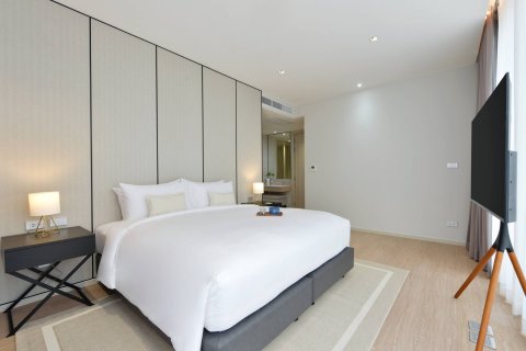 Apartment in Bangkok, Thailand 3 bedrooms № 181189 - photo 6
