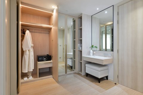 Apartment in Bangkok, Thailand 3 bedrooms № 181189 - photo 7