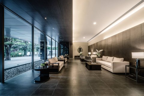 Apartment in Bangkok, Thailand 3 bedrooms № 181191 - photo 16
