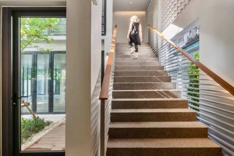 Office in Bangkok, Thailand 750 sq.m. № 181185 - photo 9