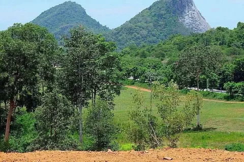 Terreno en Pattaya, Tailandia № 211082 - foto 13