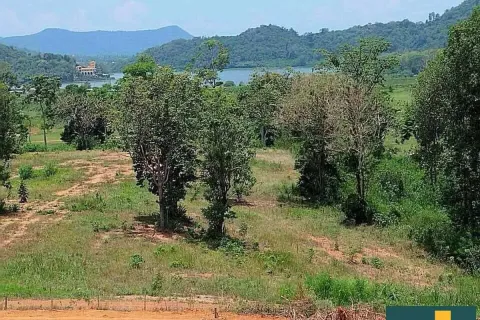 Terreno en Pattaya, Tailandia № 211082 - foto 8
