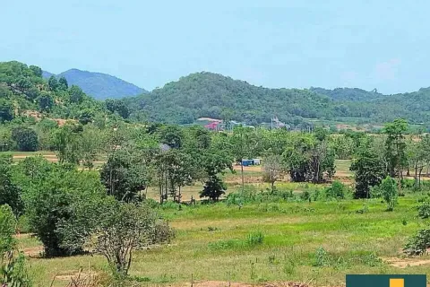Terreno en Pattaya, Tailandia № 211082 - foto 6