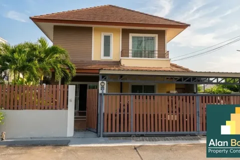 Casa de 4 dormitorios en Pattaya, Tailandia № 211078 - foto 12