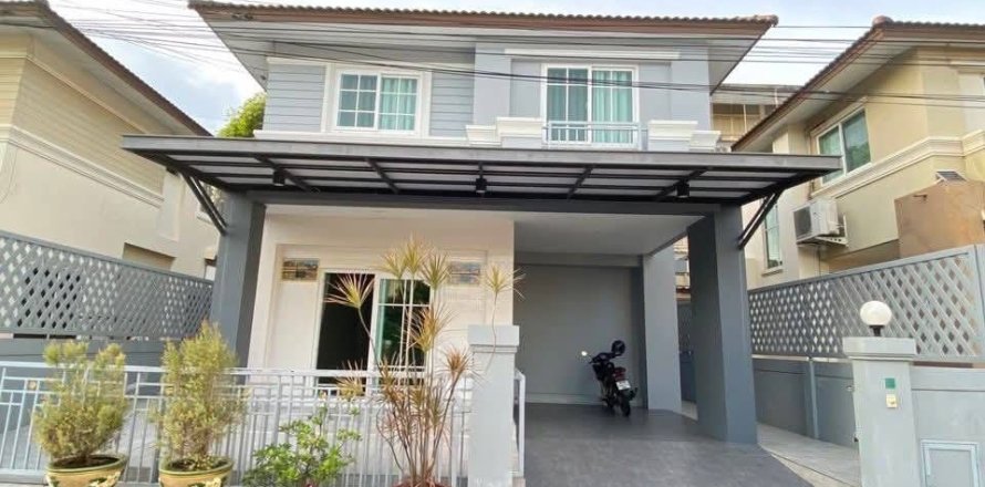 House in Saphan Sung, Bangkok, Thailand 3 bedrooms № 152727