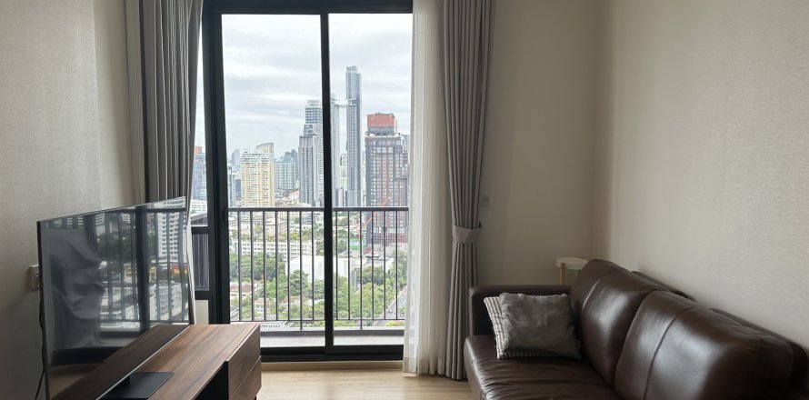 Studio in the Condo in Watthana, Bangkok, Thailand № 152726