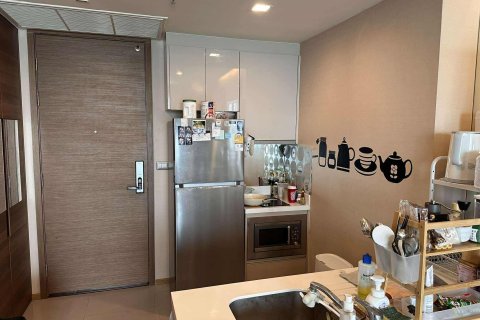 Studio in the Condo in Bang Rak, Bangkok, Thailand  № 152723 - photo 4