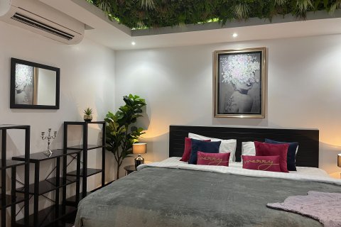 Villa à Pattaya, Thaïlande 8 chambres № 137353 - photo 17