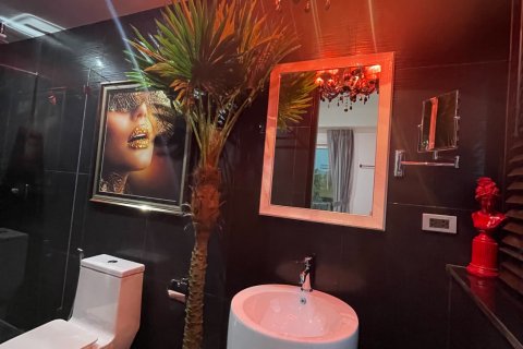 Villa à Pattaya, Thaïlande 8 chambres № 137353 - photo 26