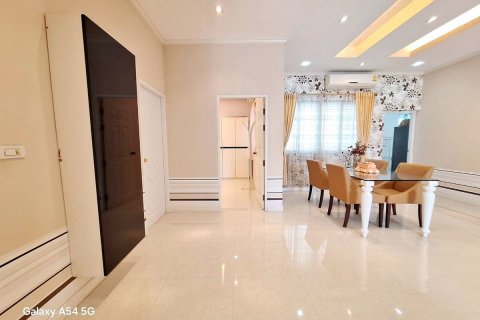 Дом в Удонтхани, Таиланд с 3 спальнями  № 137351 - фото 16