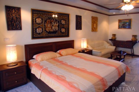 สตูดิโอในคอนโดมิเนียมในจอมเทียน, พัทยา, ประเทศไทย № 204121 - รูปถ่าย 2