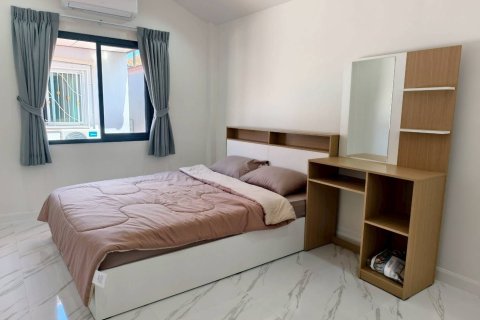 House in Phuket, Thailand 3 bedrooms № 157007 - photo 13