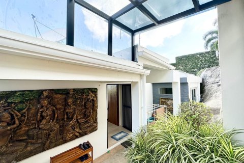 Villa in Pa Klok, Thailand 5 bedrooms № 157008 - photo 5