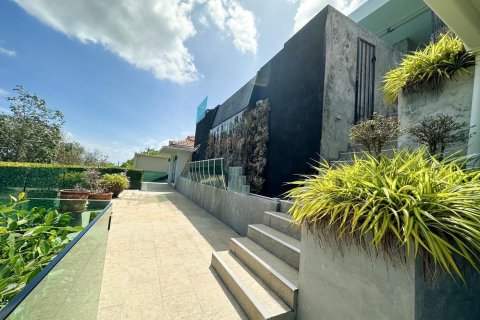 Villa in Pa Klok, Thailand 5 bedrooms № 157008 - photo 16