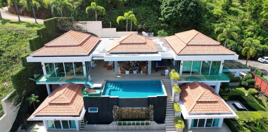 Villa in Pa Klok, Thailand 5 bedrooms № 157008