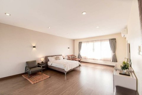 Villa in Chiang Mai, Thailand 5 bedrooms № 160012 - photo 11