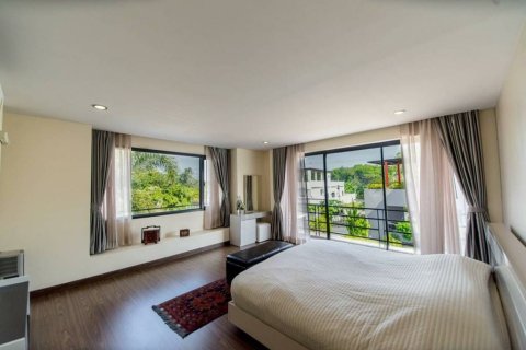 Villa in Chiang Mai, Thailand 5 bedrooms № 160012 - photo 10