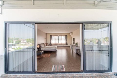 Villa in Chiang Mai, Thailand 5 bedrooms № 160012 - photo 15