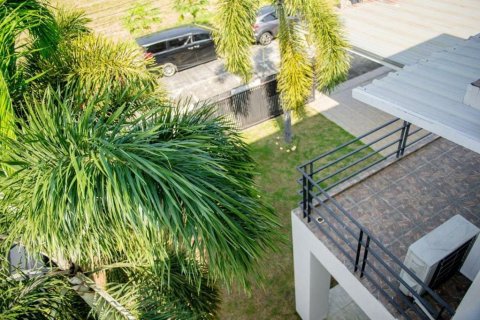 Villa in Chiang Mai, Thailand 5 bedrooms № 160012 - photo 4