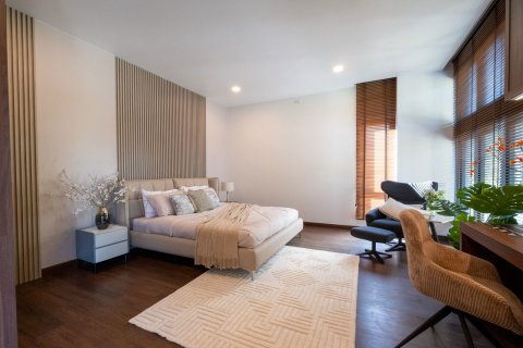 Villa in Chiang Mai, Thailand 4 bedrooms № 160009 - photo 15