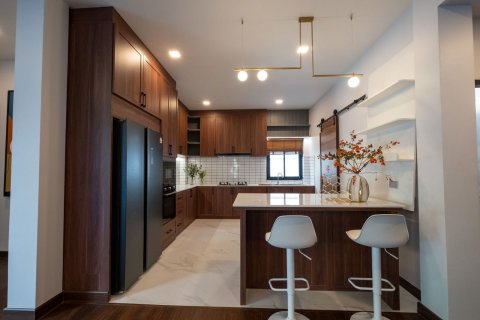 Villa in Chiang Mai, Thailand 4 bedrooms № 160009 - photo 10