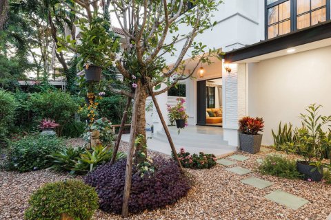 Maison à Chiang Mai, Thaïlande 5 chambres № 160013 - photo 4