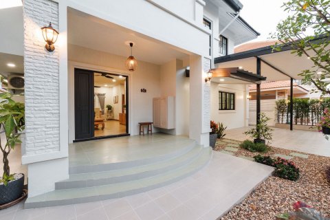 House in Chiang Mai, Thailand 5 bedrooms № 160013 - photo 3