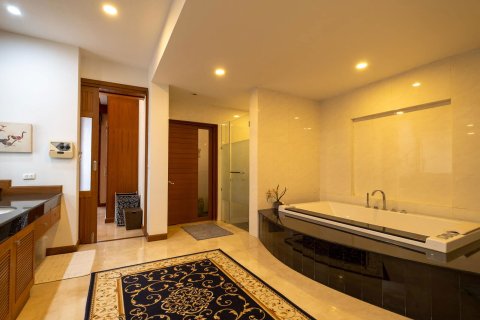 Villa in Chiang Mai, Thailand 3 bedrooms № 160010 - photo 23