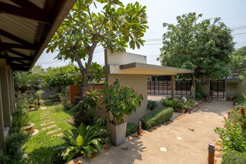 Villa in Chiang Mai, Thailand 3 bedrooms № 160010 - photo 7