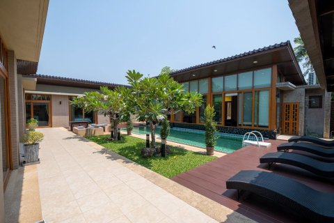 Villa in Chiang Mai, Thailand 3 bedrooms № 160010 - photo 3