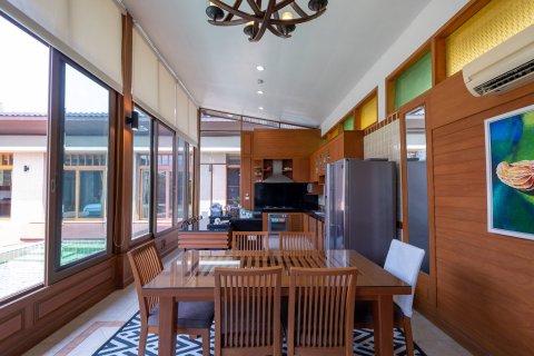 Villa in Chiang Mai, Thailand 3 bedrooms № 160010 - photo 12