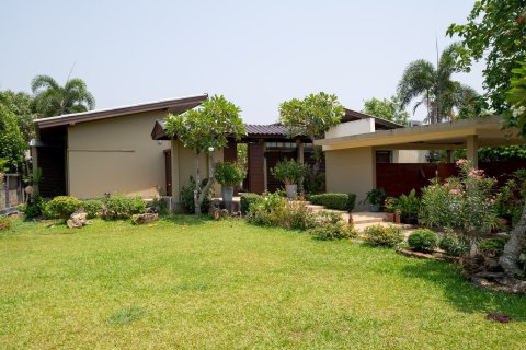 Villa in Chiang Mai, Thailand 3 bedrooms № 160010 - photo 8