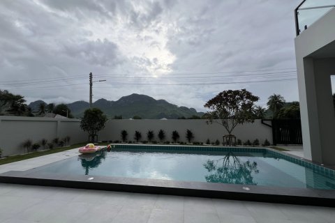 Villa in Sam Roi Yot, Thailand 4 Schlafzimmer № 222547 - Foto 5