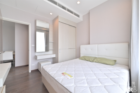 Condo in Bangkok, Thailand, 2 bedrooms № 184241 - photo 2