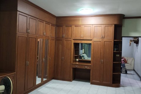 Таунхаус в Тхоене, Таиланд с 2 спальнями  № 167810 - фото 9