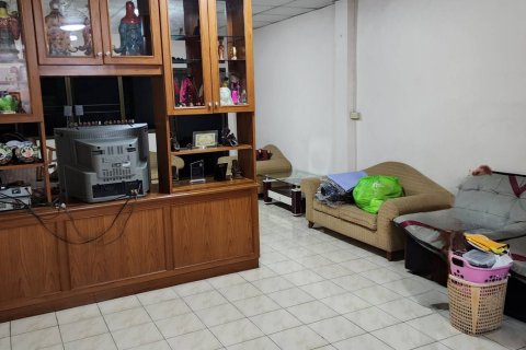 Таунхаус в Тхоене, Таиланд с 2 спальнями  № 167810 - фото 6