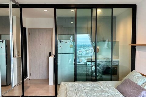 Studio in the Condo in Khlong Toei, Bangkok, Thailand  № 167808 - photo 3