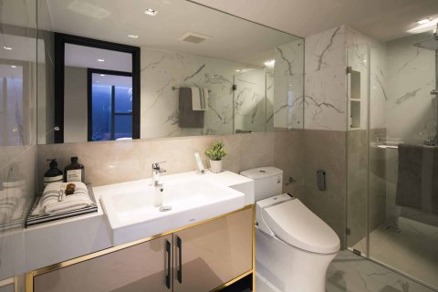 Condo in Bangkok, Thailand, 2 bedrooms  № 166781 - photo 9