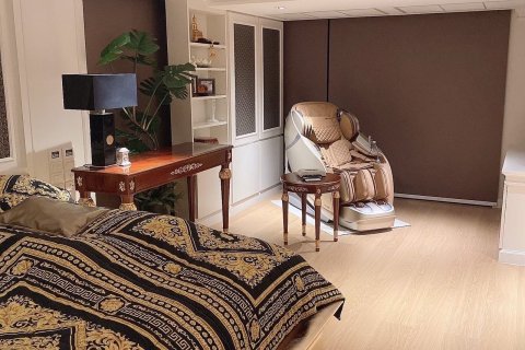 Condo in Pathum Wan, Bangkok, Thailand, 3 bedrooms  № 170983 - photo 5