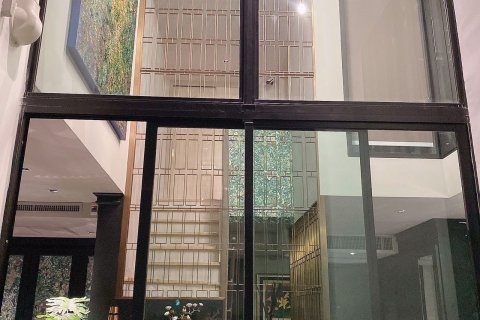 Condo in Pathum Wan, Bangkok, Thailand, 3 bedrooms  № 170983 - photo 6