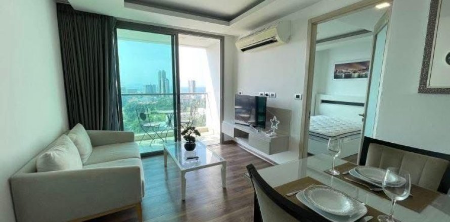 Studio in the Condo in Pattaya, Thailand  № 170984
