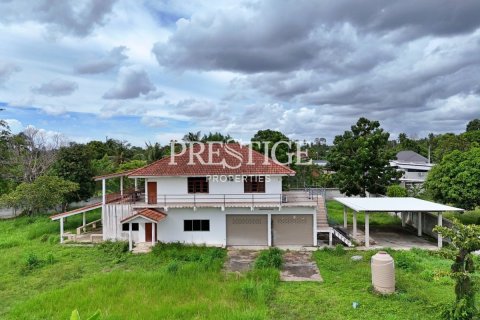 Land in Pattaya, Thailand 200 sq.m. № 197959 - photo 4