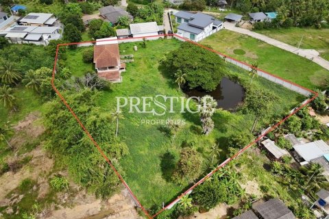 Land in Pattaya, Thailand 200 sq.m. № 197959 - photo 2