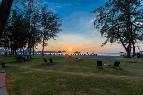 Villa in Phuket, Thailand 2 bedrooms № 155194 - photo 16