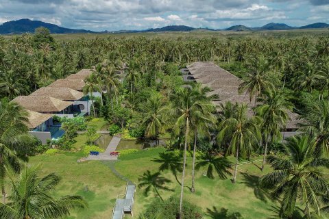 Вилла в Пхукете, Таиланд с 2 спальнями  № 166790