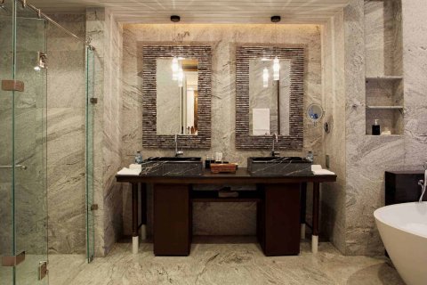 Villa in Phuket, Thailand 5 bedrooms № 166788 - photo 17