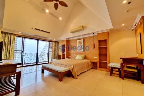 Condo in Pattaya, Thailand, 3 bedrooms № 199605 - photo 20