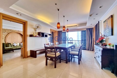 Condo in Pattaya, Thailand, 3 bedrooms № 199605 - photo 10